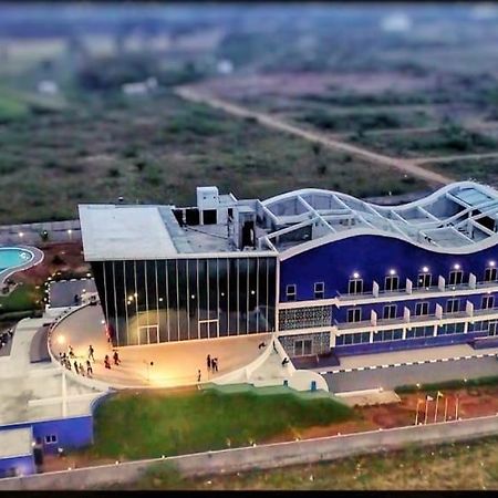 Silver Stone Park Resort, Kovilpatti Экстерьер фото