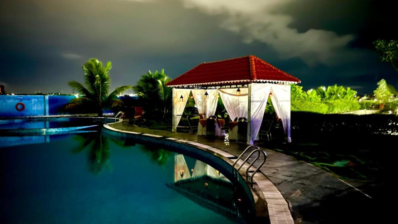 Silver Stone Park Resort, Kovilpatti Экстерьер фото